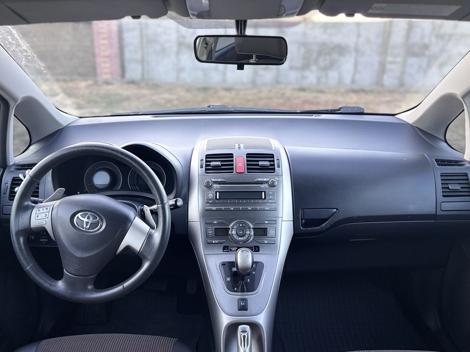 Toyota Auris, 2008 , газ/бензин,  1,6