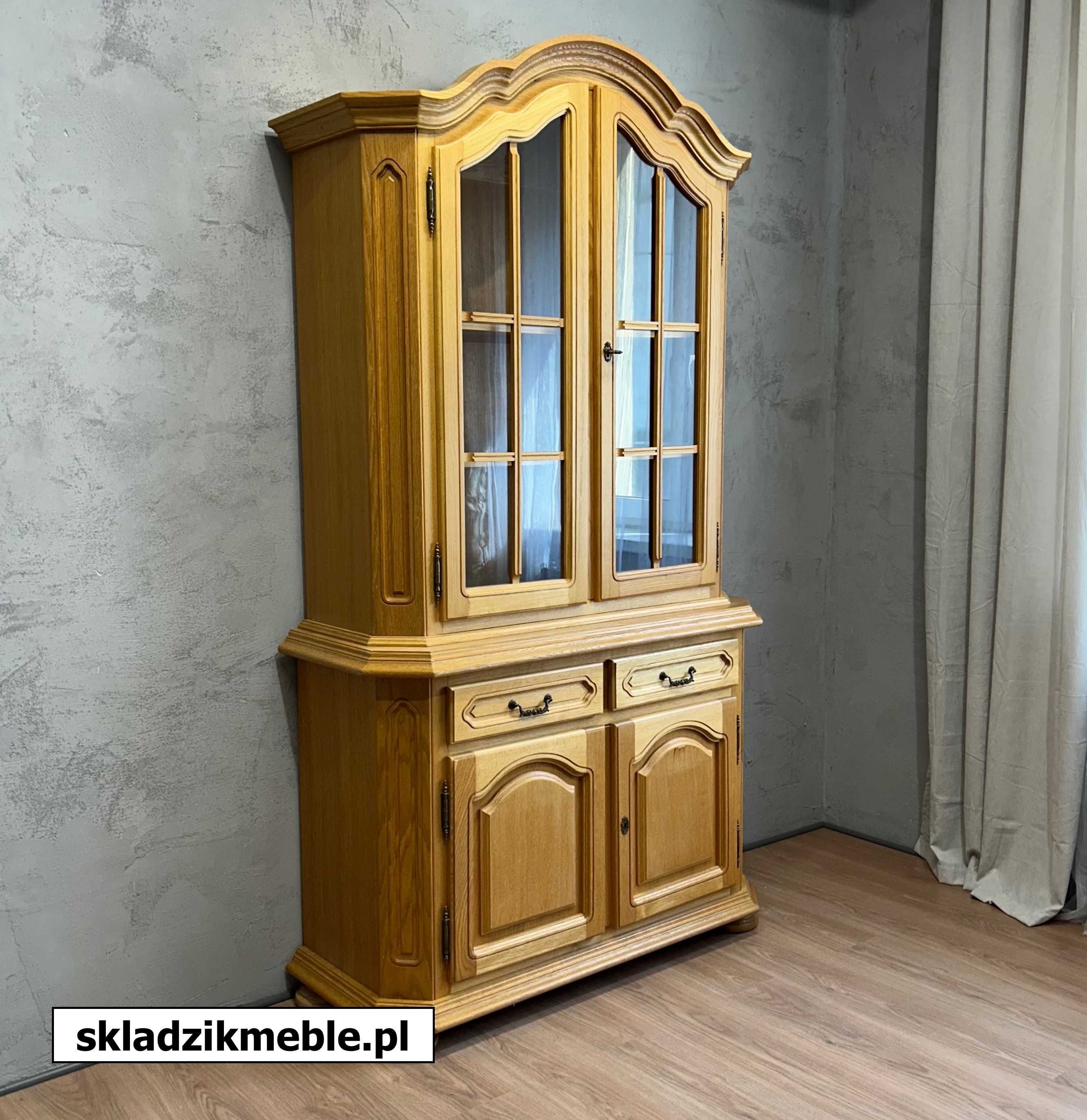 080625 Skandynawska witryna w stylu rustykalnym