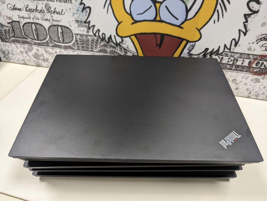 Ноутбук Lenovo ThinkPad E590: Робота на висоті, де б ви не були!