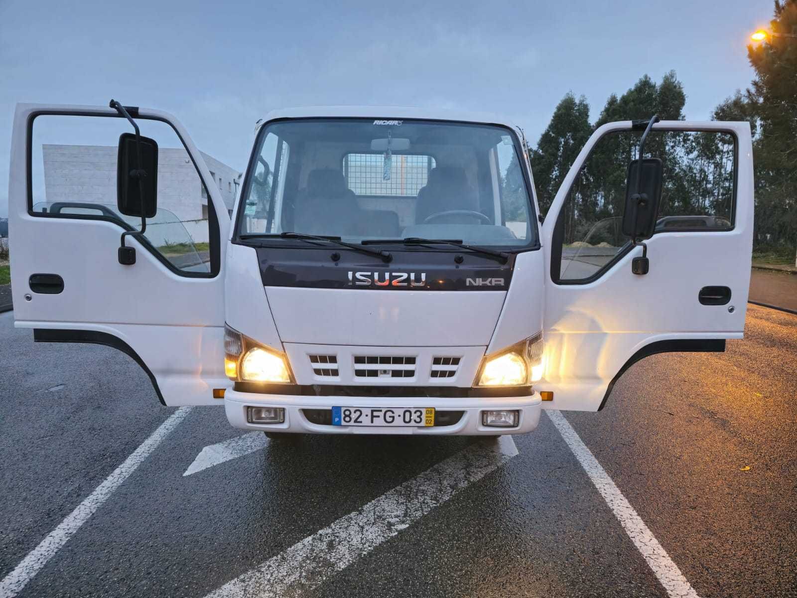 Carrinha Isuzu 3.0 NKR 150 cv - IVA dedutível