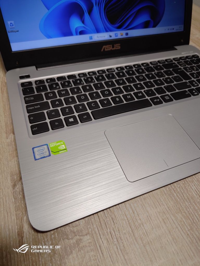 ASUS Vivobook K556U Recondicionado