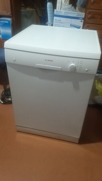 Посудомоечная машина Bosch sms24AW00E в отличном состоянии