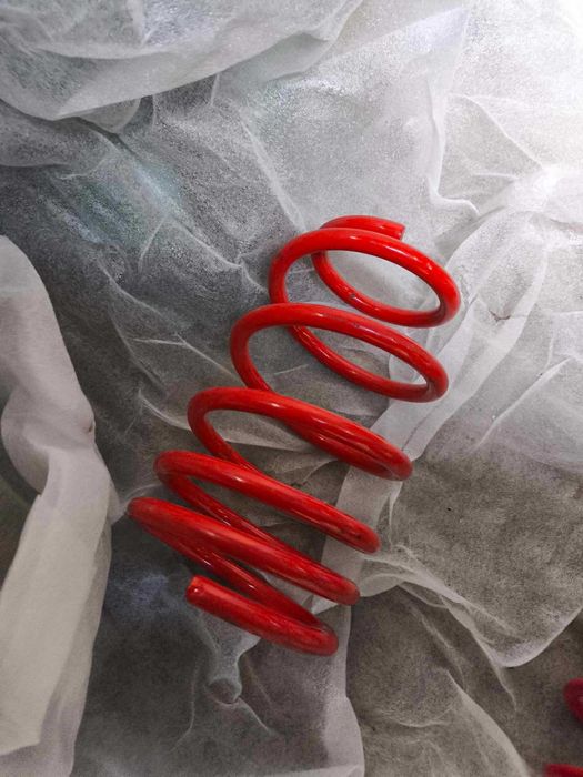 Sprężyny obniżające komplet