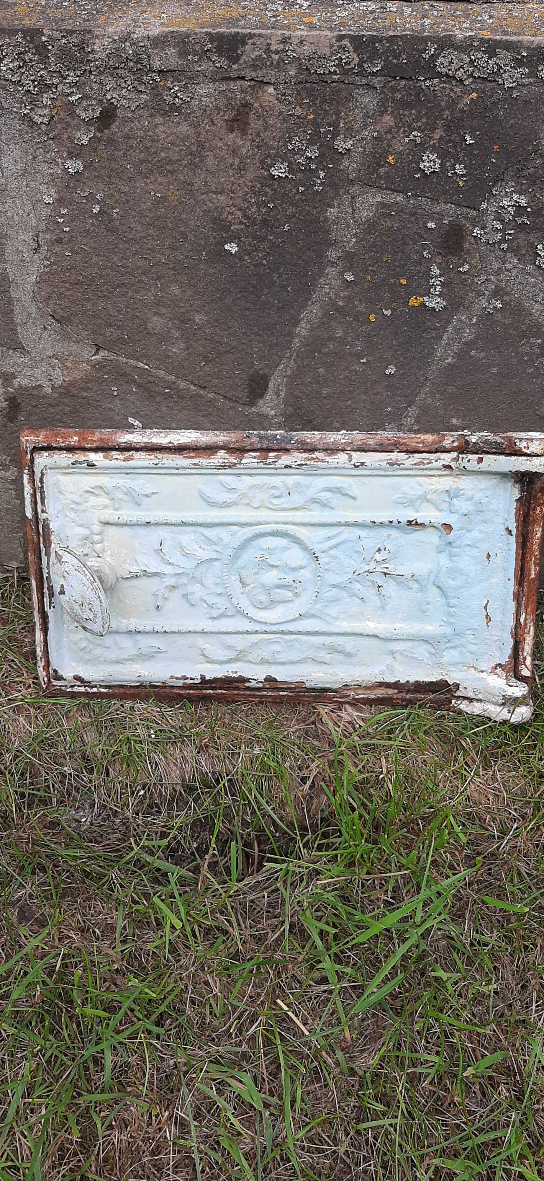 Двери чугунные сажетруски