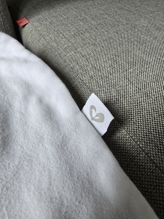 Rożek niemowlęcy biały z szarym pasem Roger Publishing Mamaginekolog