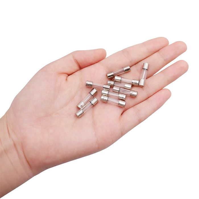 Conjunto de 360 fusíveis de vidro com diversas amperagem NOVO