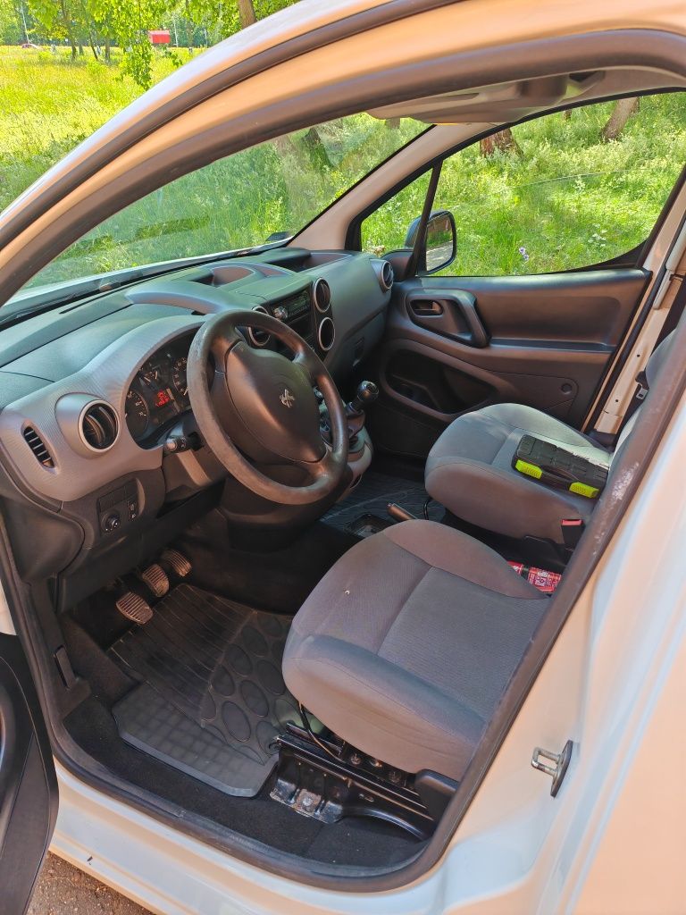 Peugeot partner salon polska