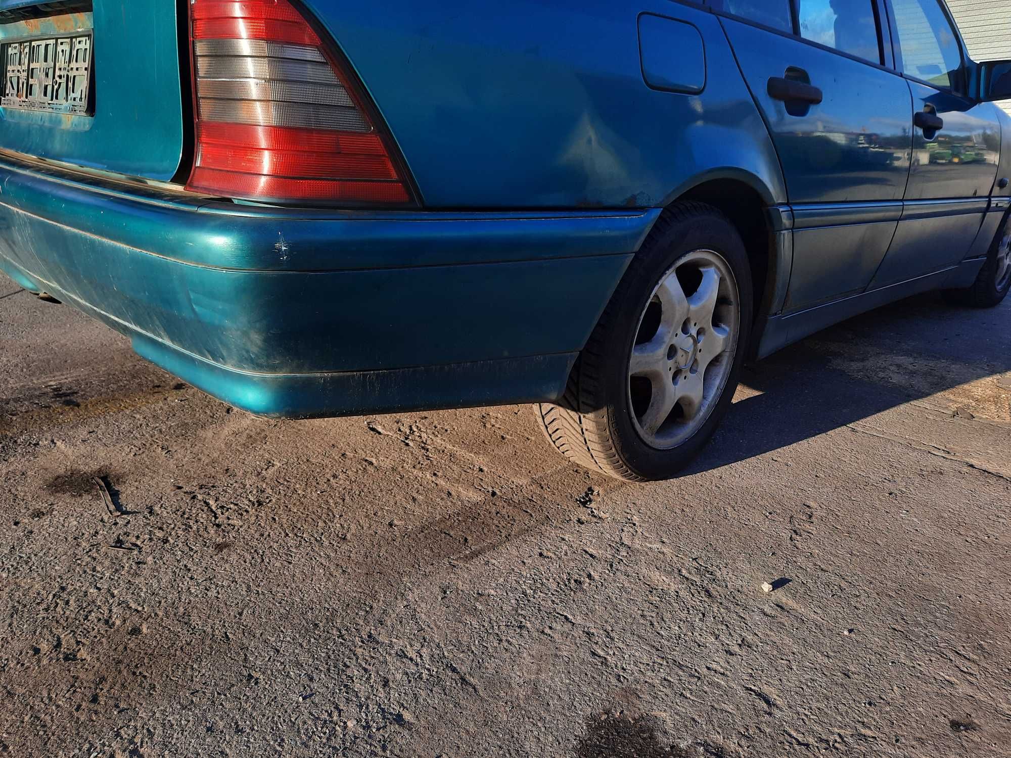 zderzak tył tylny 279U Mercedes W202 kombi