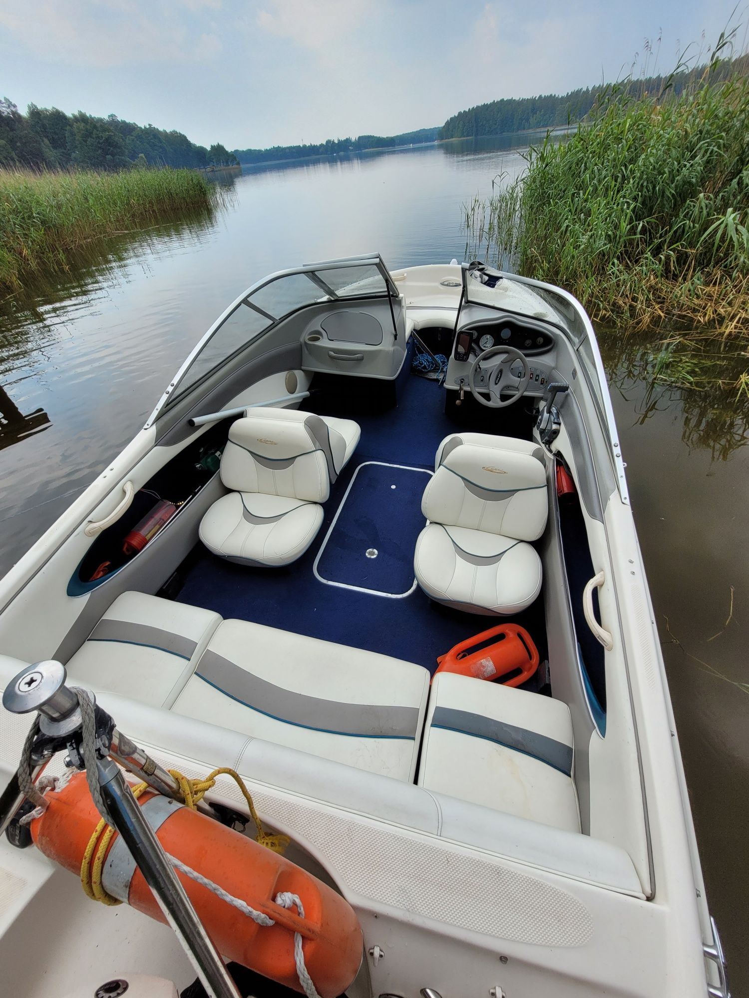 Motorówka Bayliner Capri ,2018 Evinrude e-tec 90hp