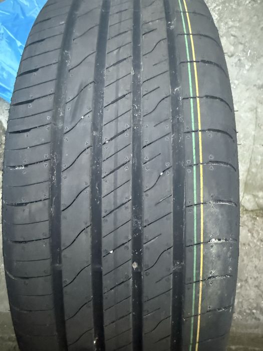 Sprzedam opony letnie Goodyear efficientgrip performance 2 215/55r18