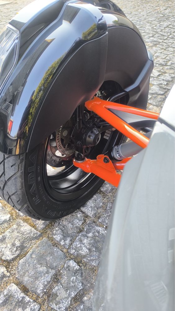 Can-Am Spyder F3