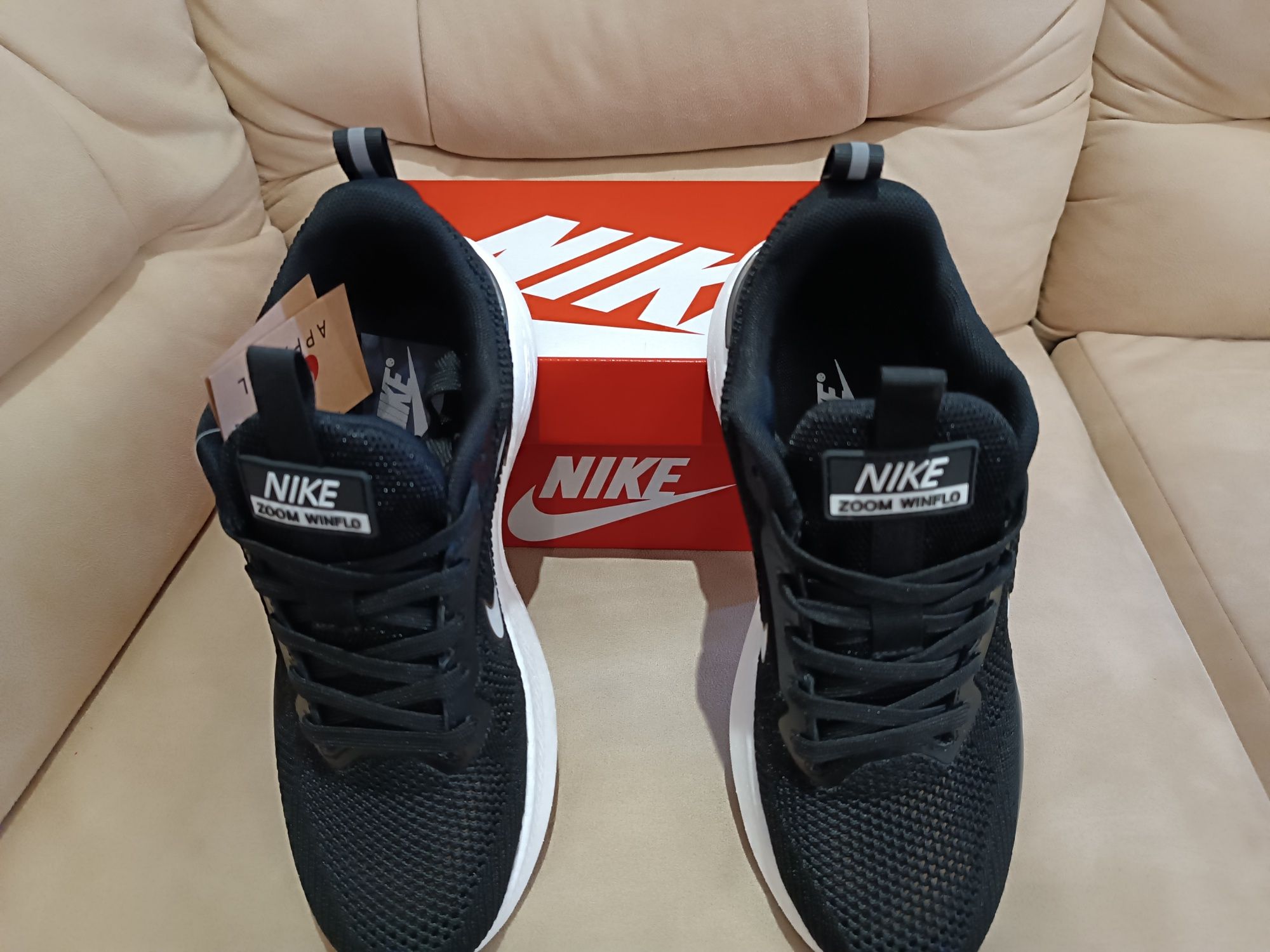 чоловічі кросівки nike zoom winflo