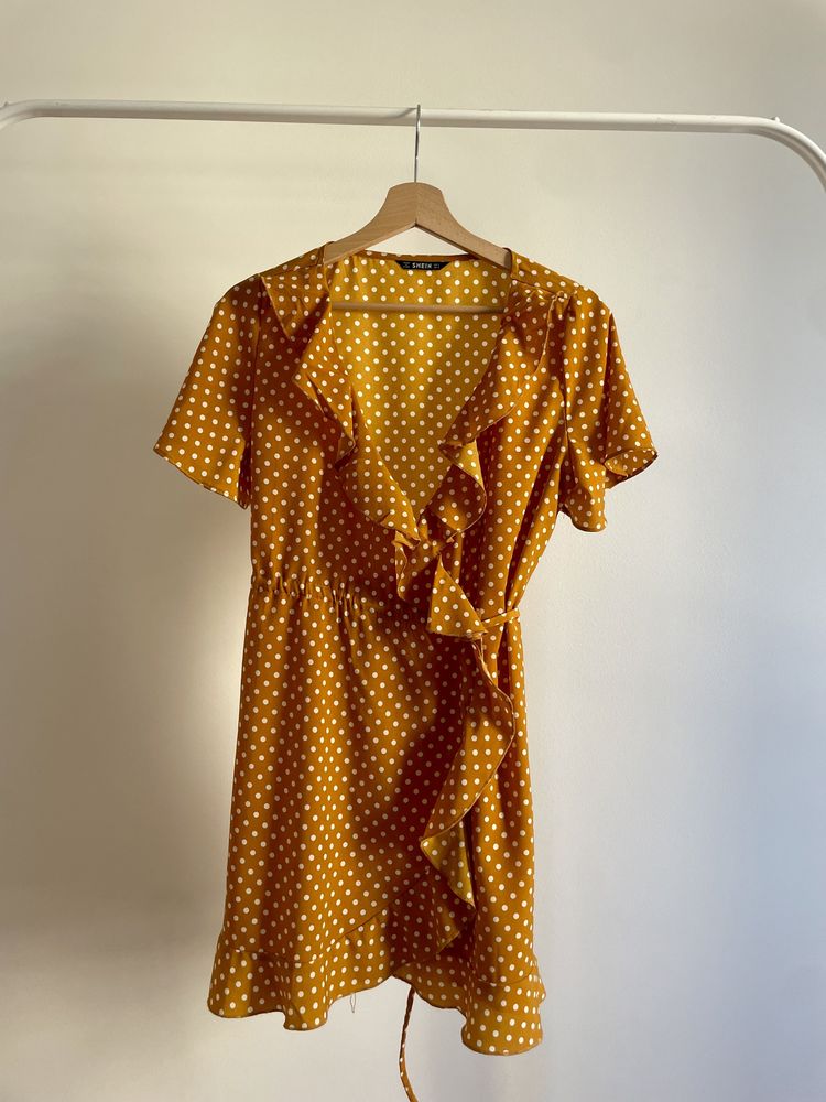 Vestido shein amarelo