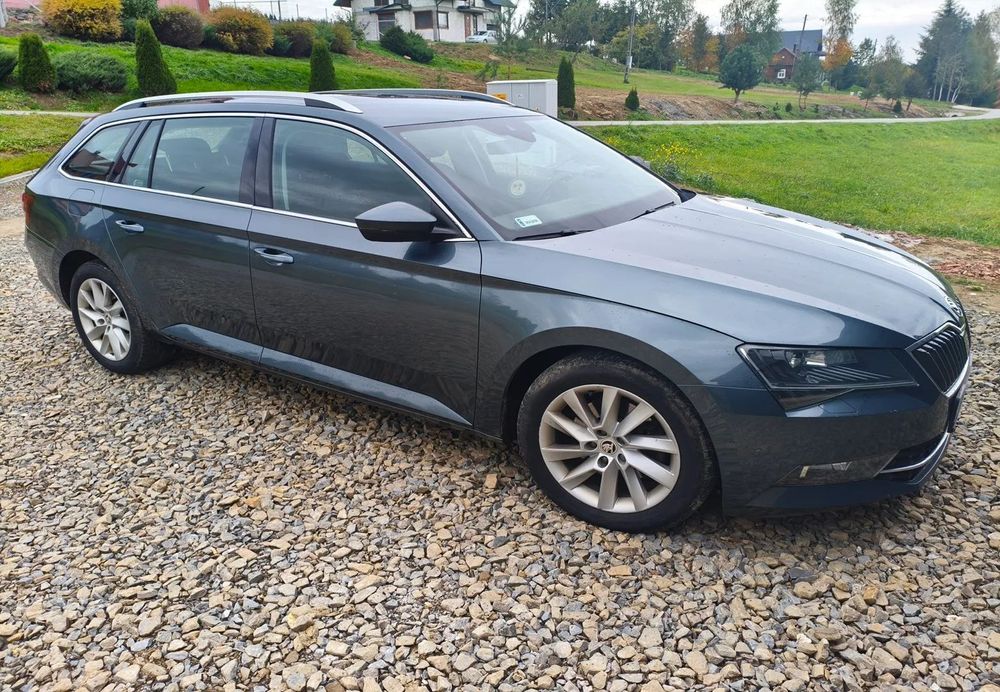 Skoda Superb Skoda Superb Style 2.0 TDI 4x4 DSG - super zadbana