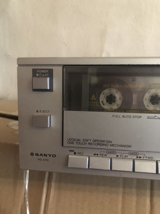 Японский  кассетный  SANYO