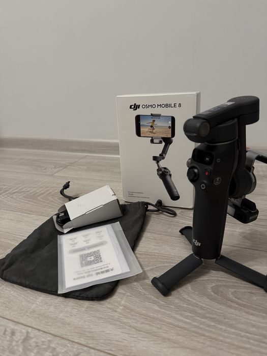 DJI Osmo Mobile 8