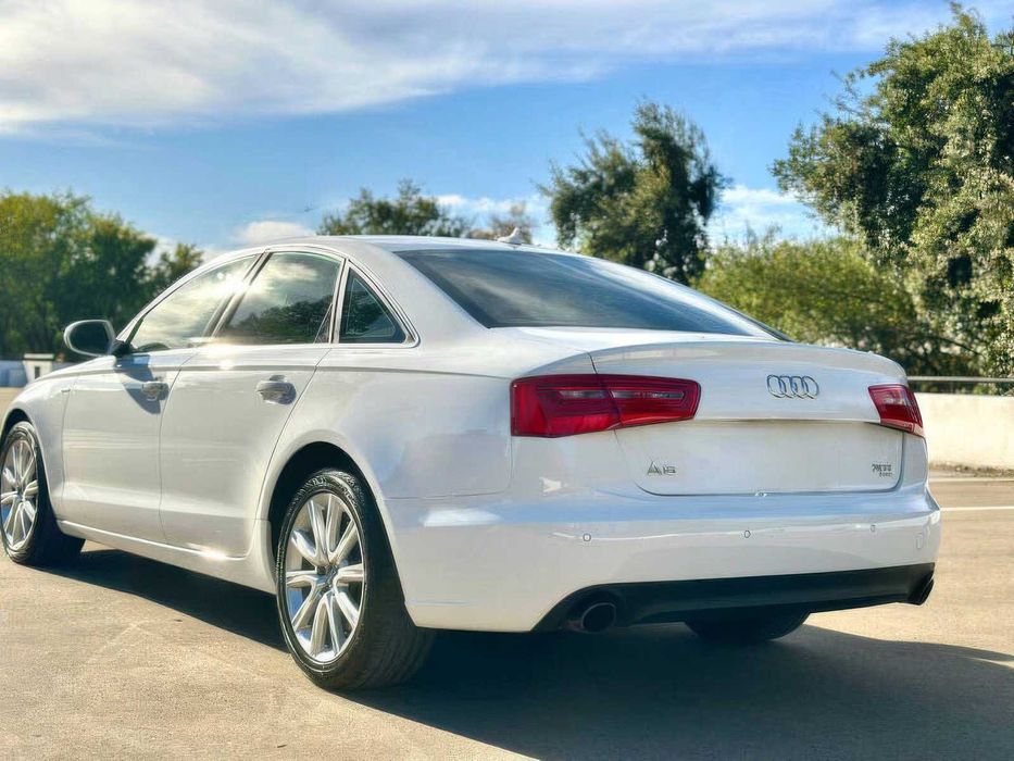 Audi A6      2013