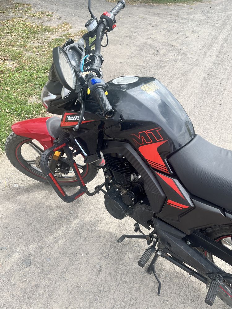 Продам Musstang Region mt250-9r
