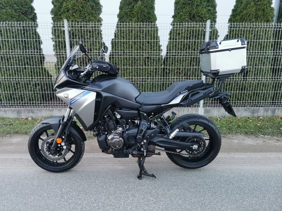 Yamaha Tracer 7 MT07 Tracer 700 Niemcy kufer centralny
