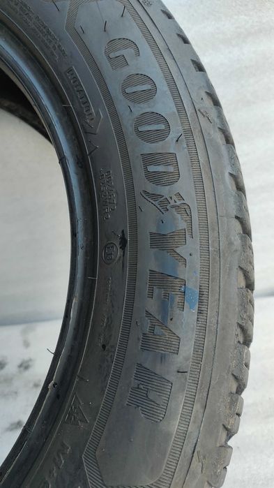 Opona Całoroczna 225/55/17C Goodyear 7mm 2022r