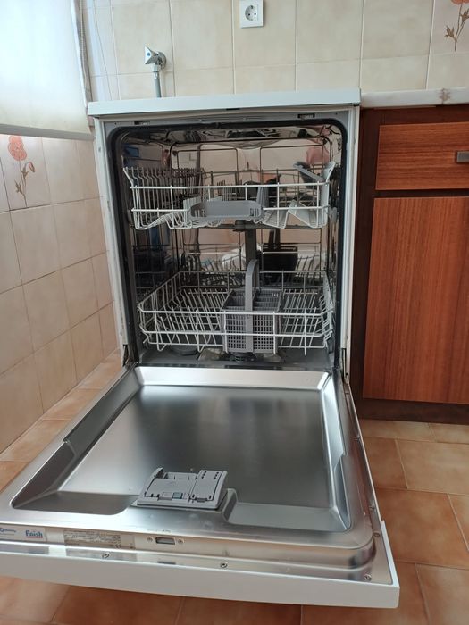 Máquina Lavar Loiça