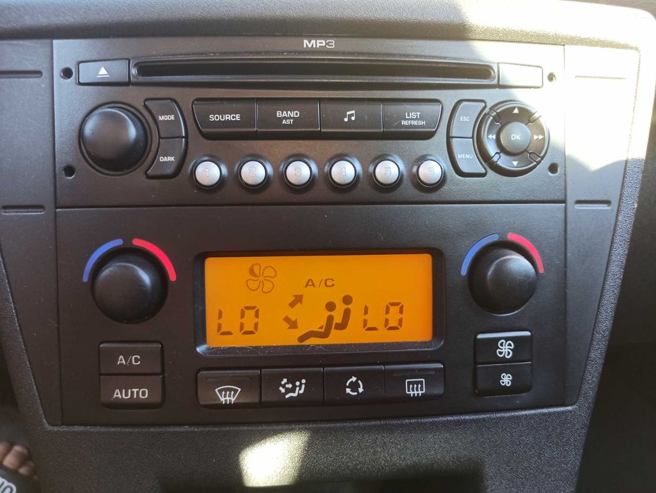 Citroen C4 1.6 HDI - 110 CV