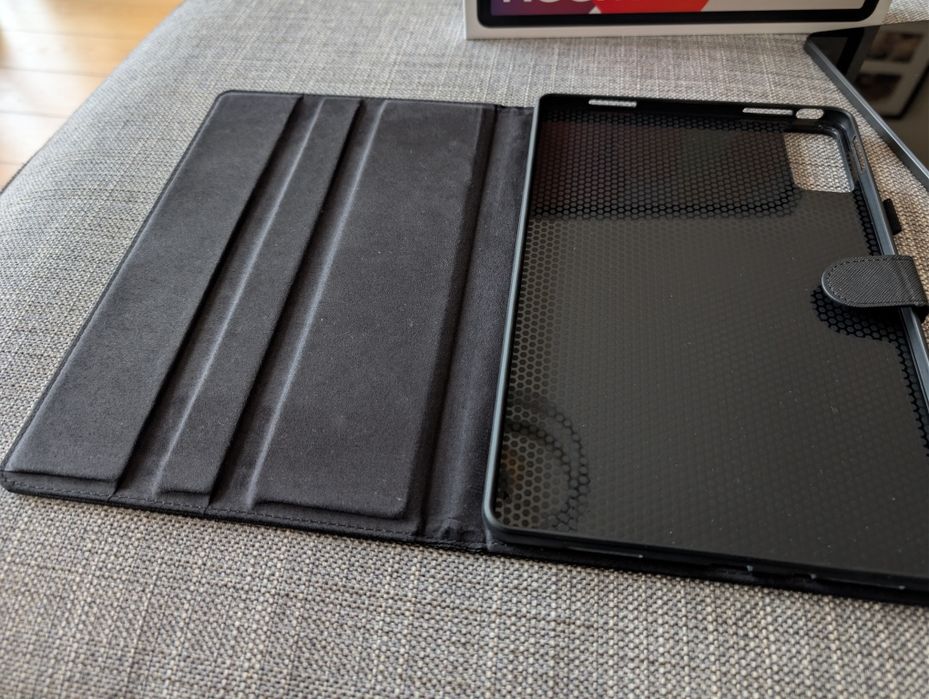 Xiaomi Redmi Pad SE + Capa como novos