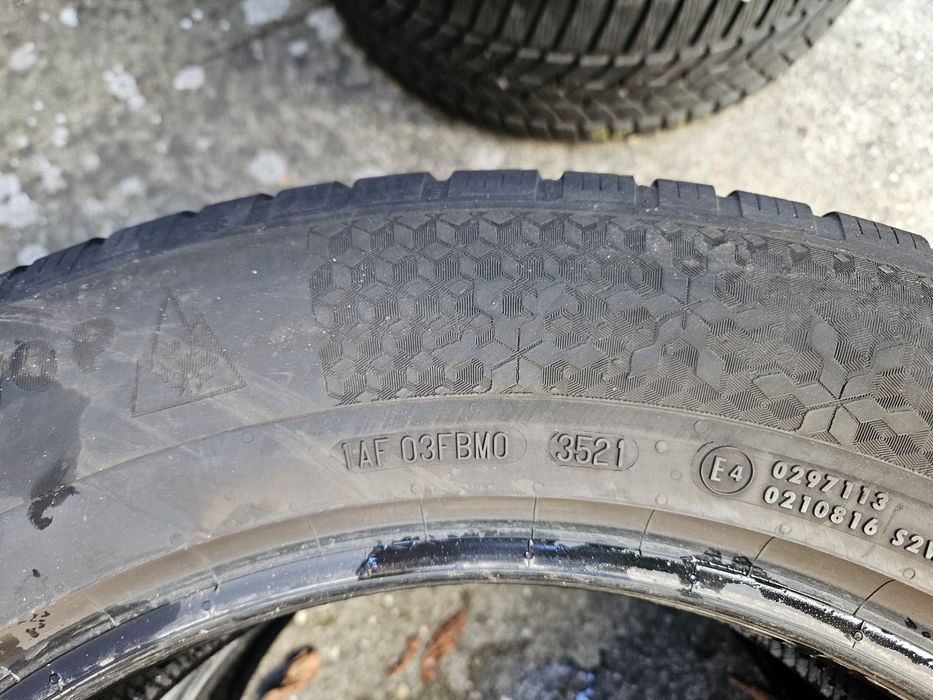 Opony zimowe Continental 235/60/18