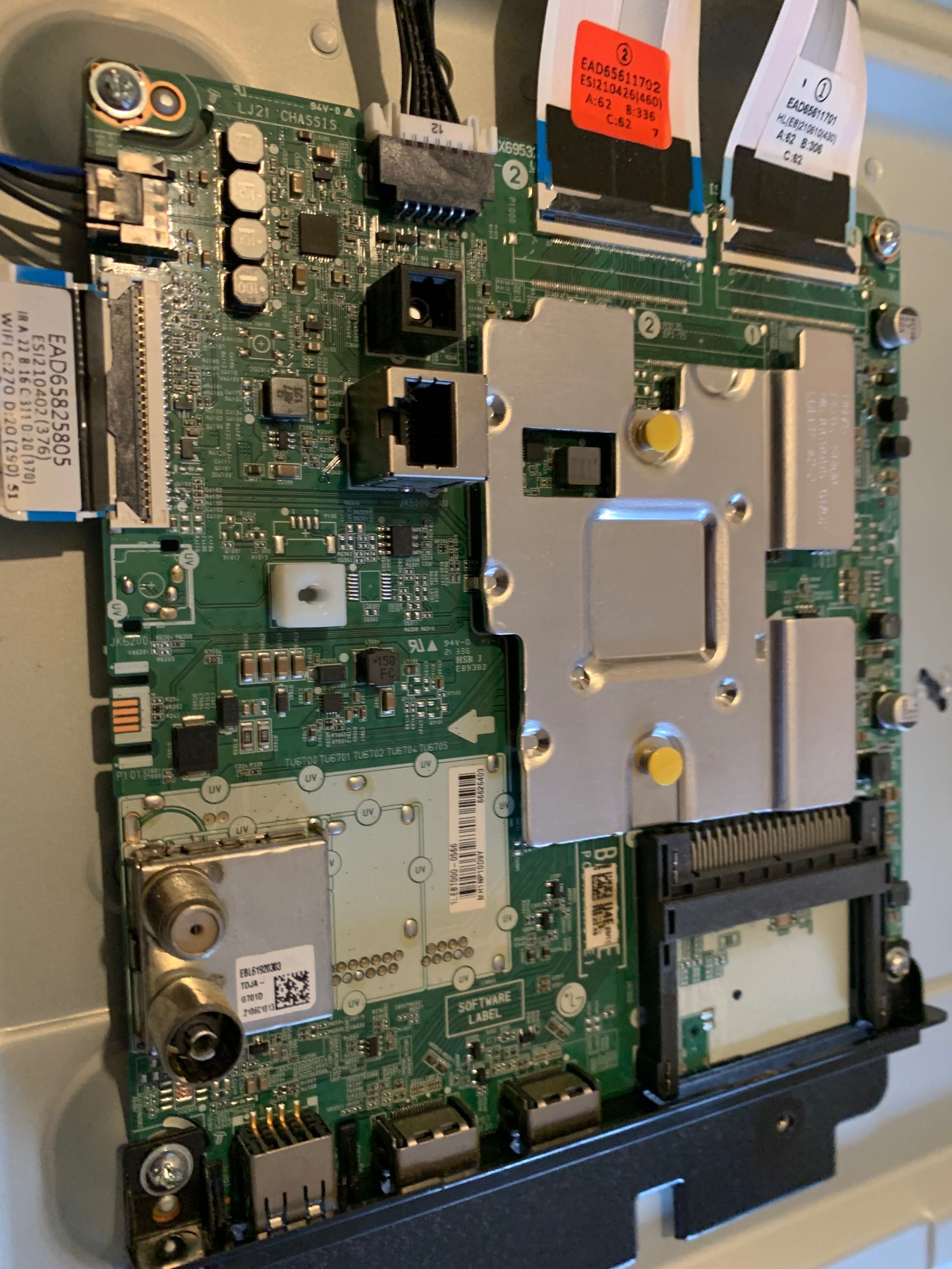 Vendo placa de tv. Mais a fonte marca LG de 55 polgadas