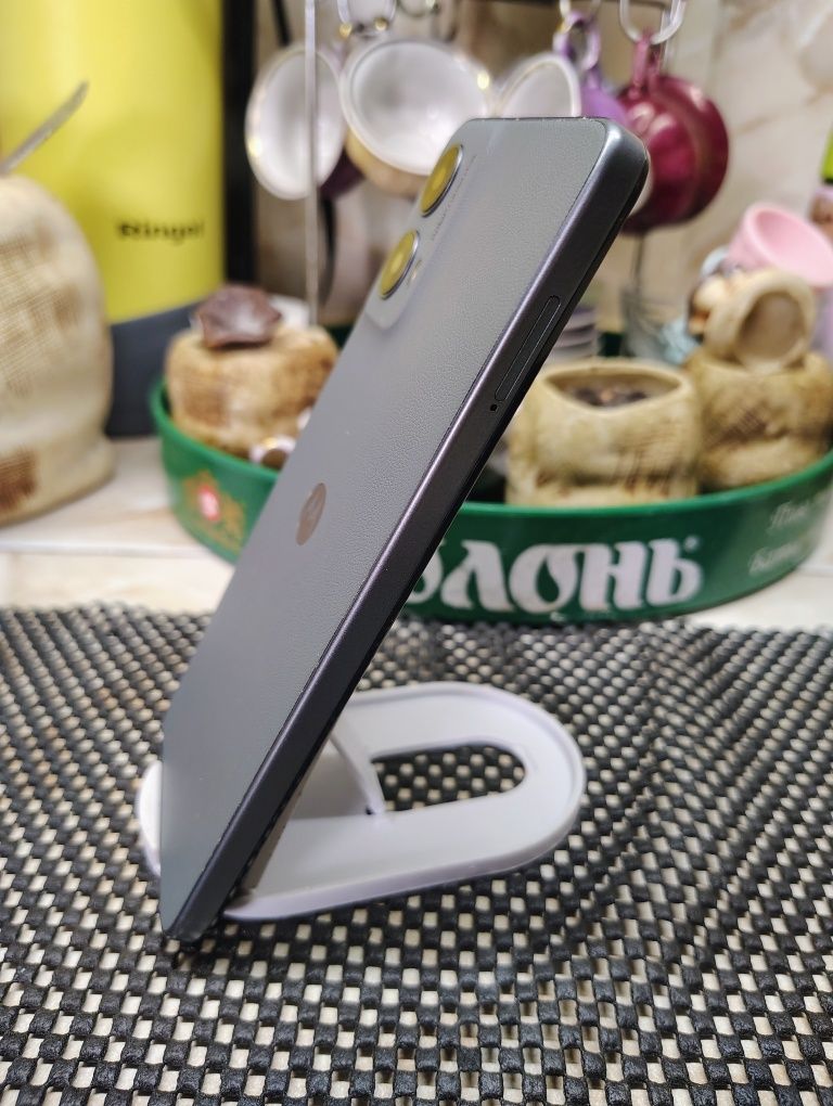 Motorola G 5g 2024 з США( 15 android,4+4/128 ,5000mah)