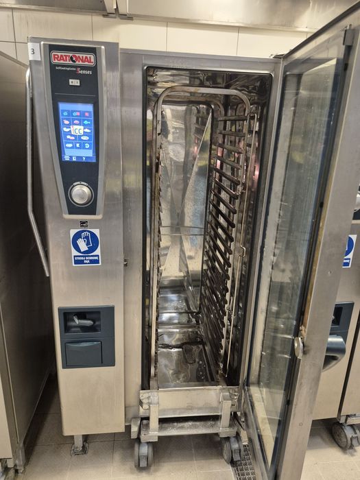 Piec konwekcyjno parowy RATIONAL SCC201E WE SelfCookingCenter