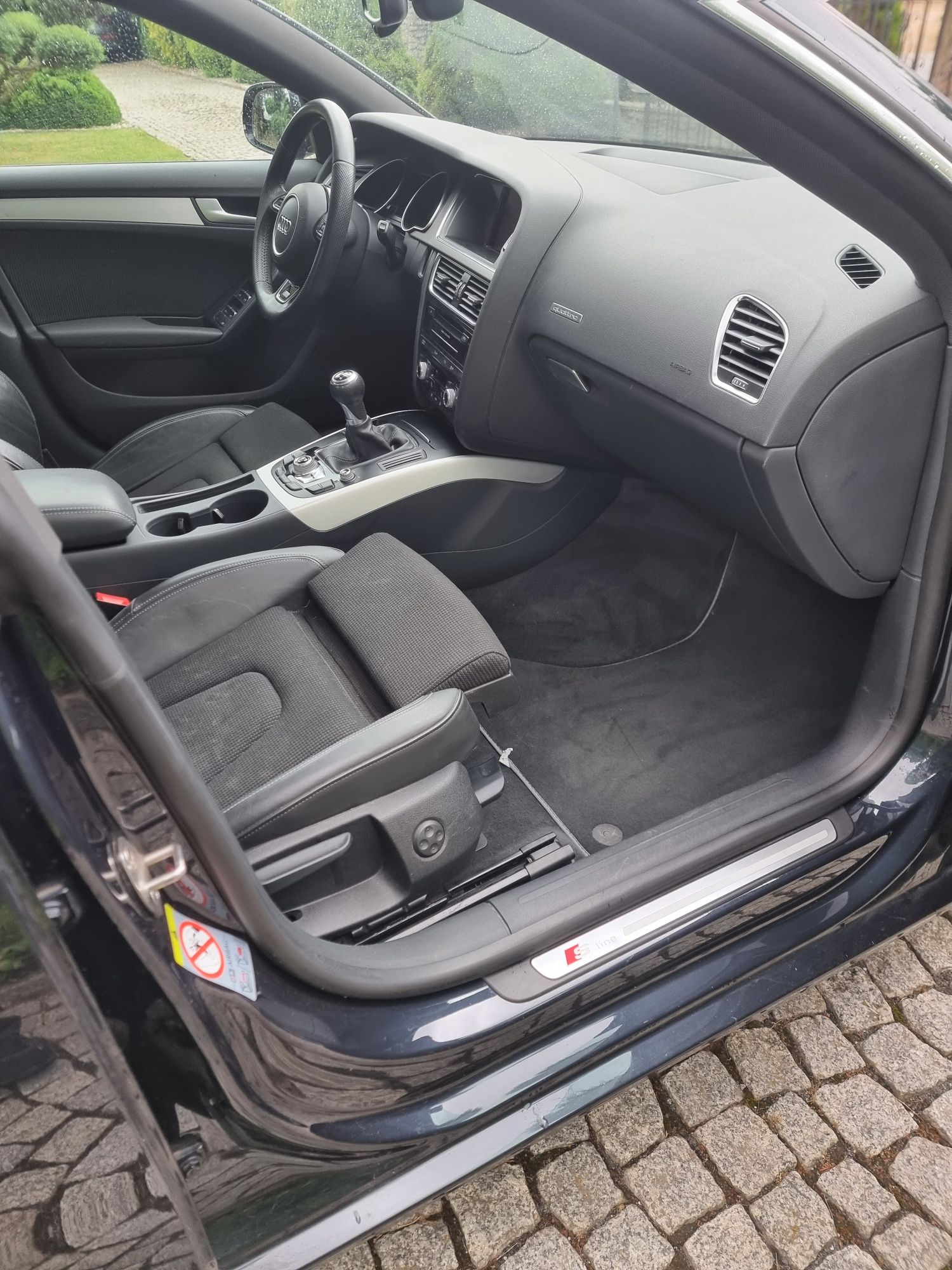 Audi A5 Sportback S-line quattro manual.