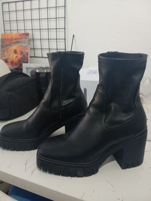 Bota 38 Primark bom estado