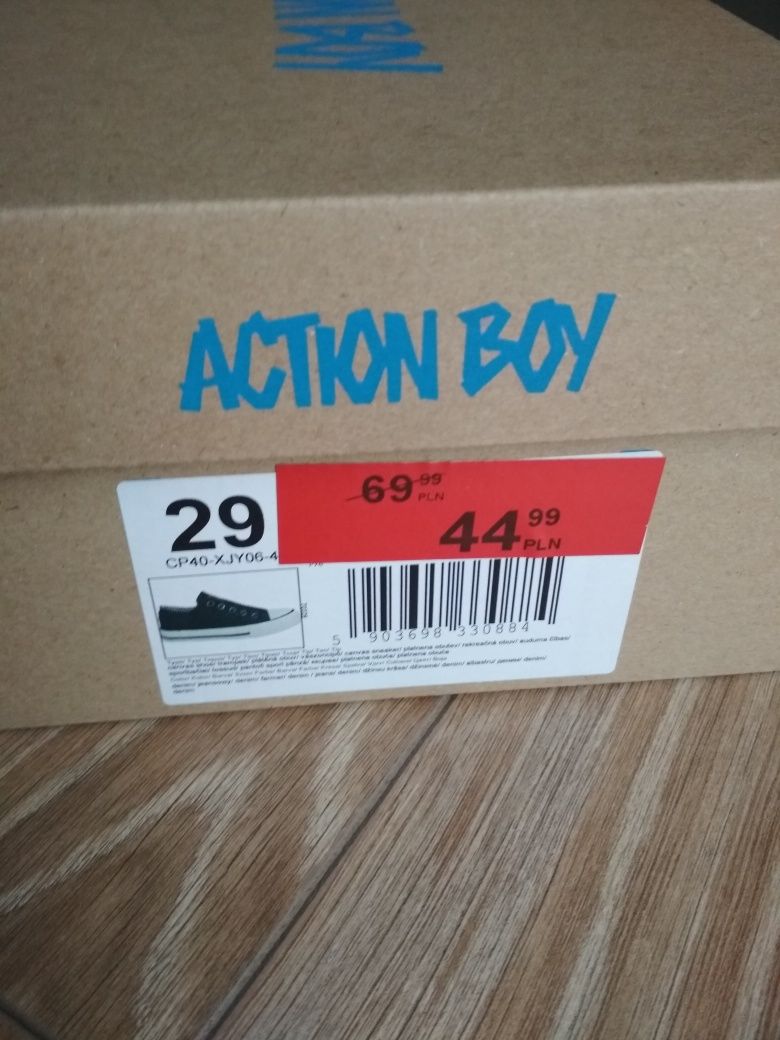 Wsuwane trampki action boy rozm 29