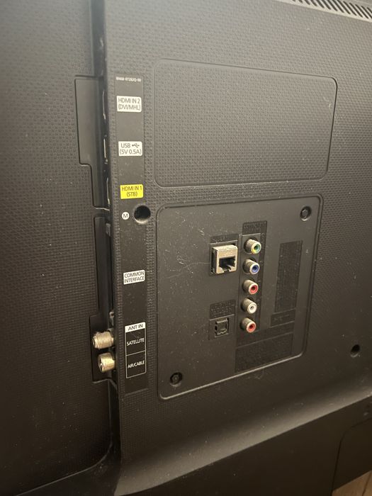 Телевізор Samsung 40” 2K