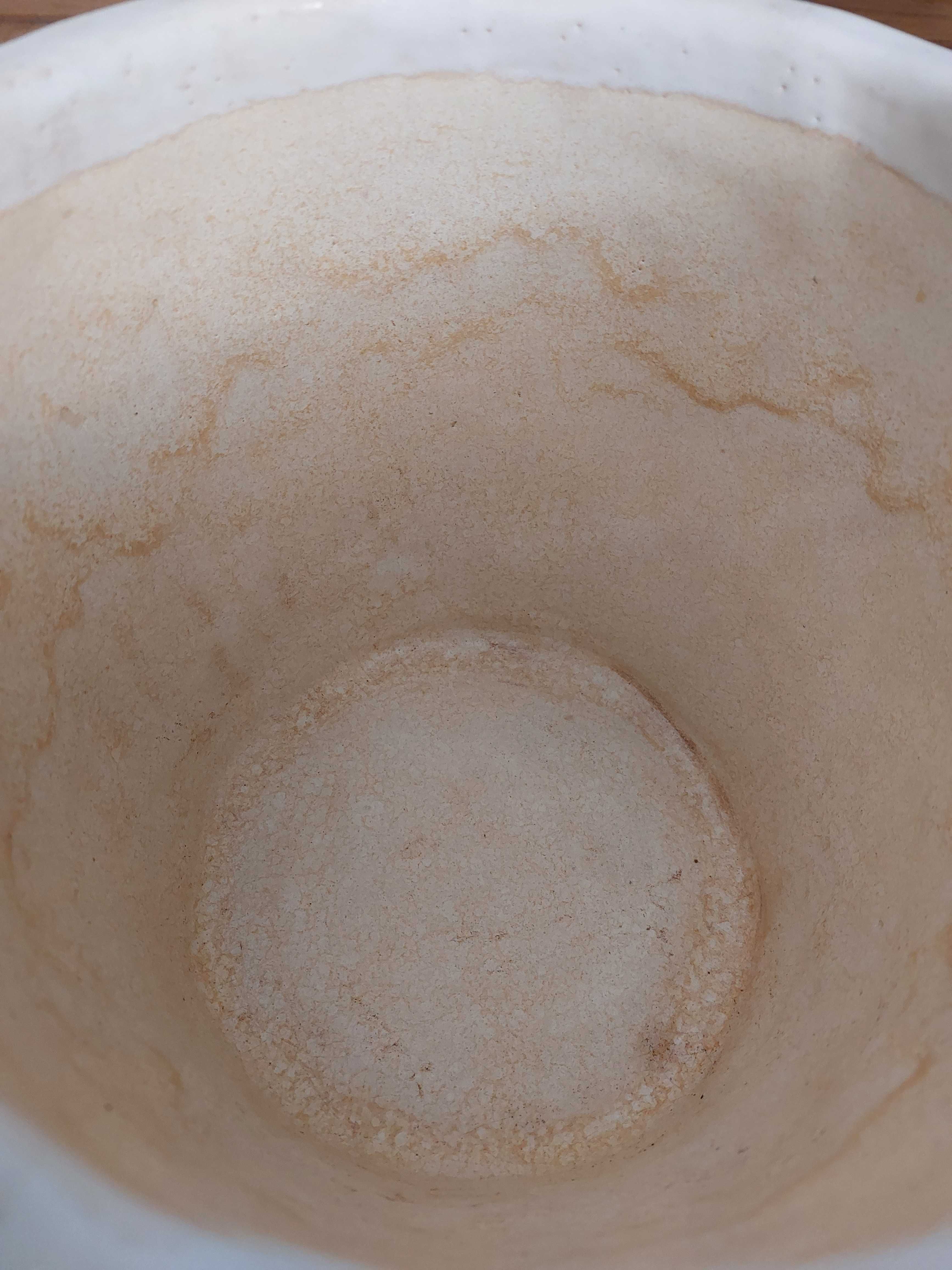 Ceramiczna osłonka na doniczkę w stylu boho