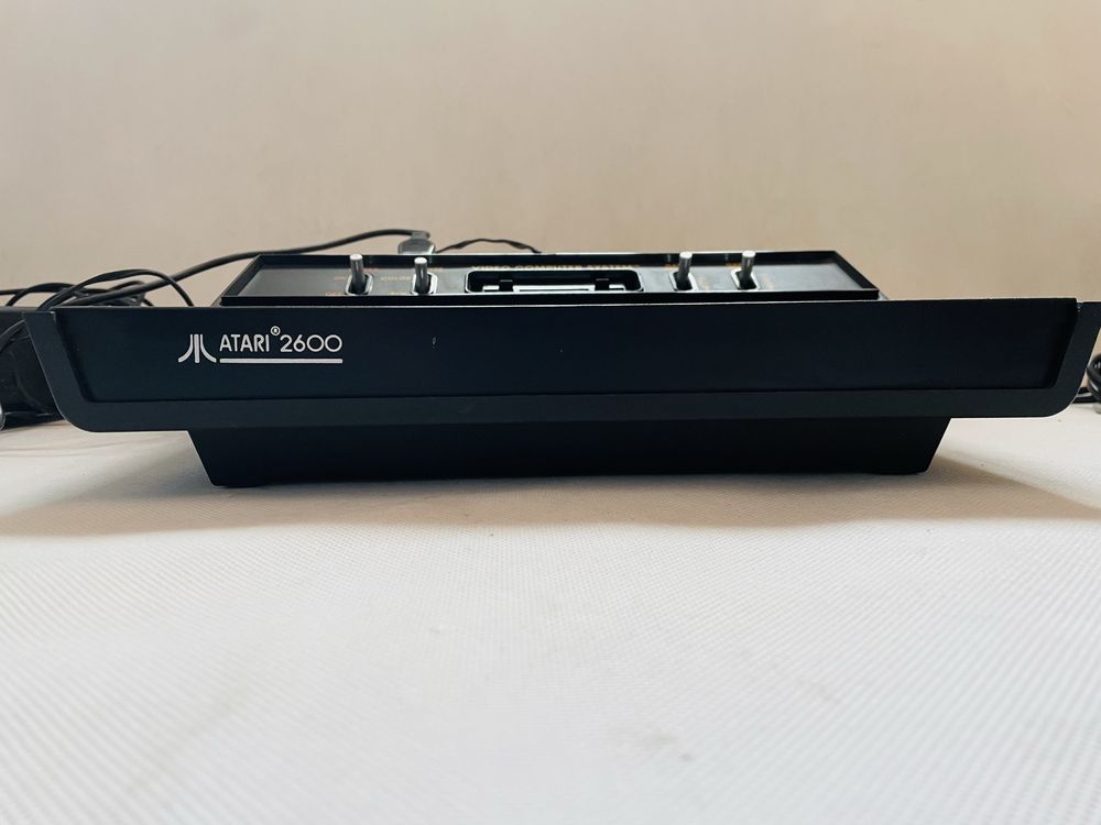 Oryginalna Konsola Atari 2600 Vader