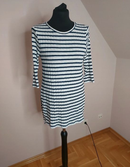 Tunika sweter bluzka Stradivarius rozmiar L w paski tanio okazja blog
