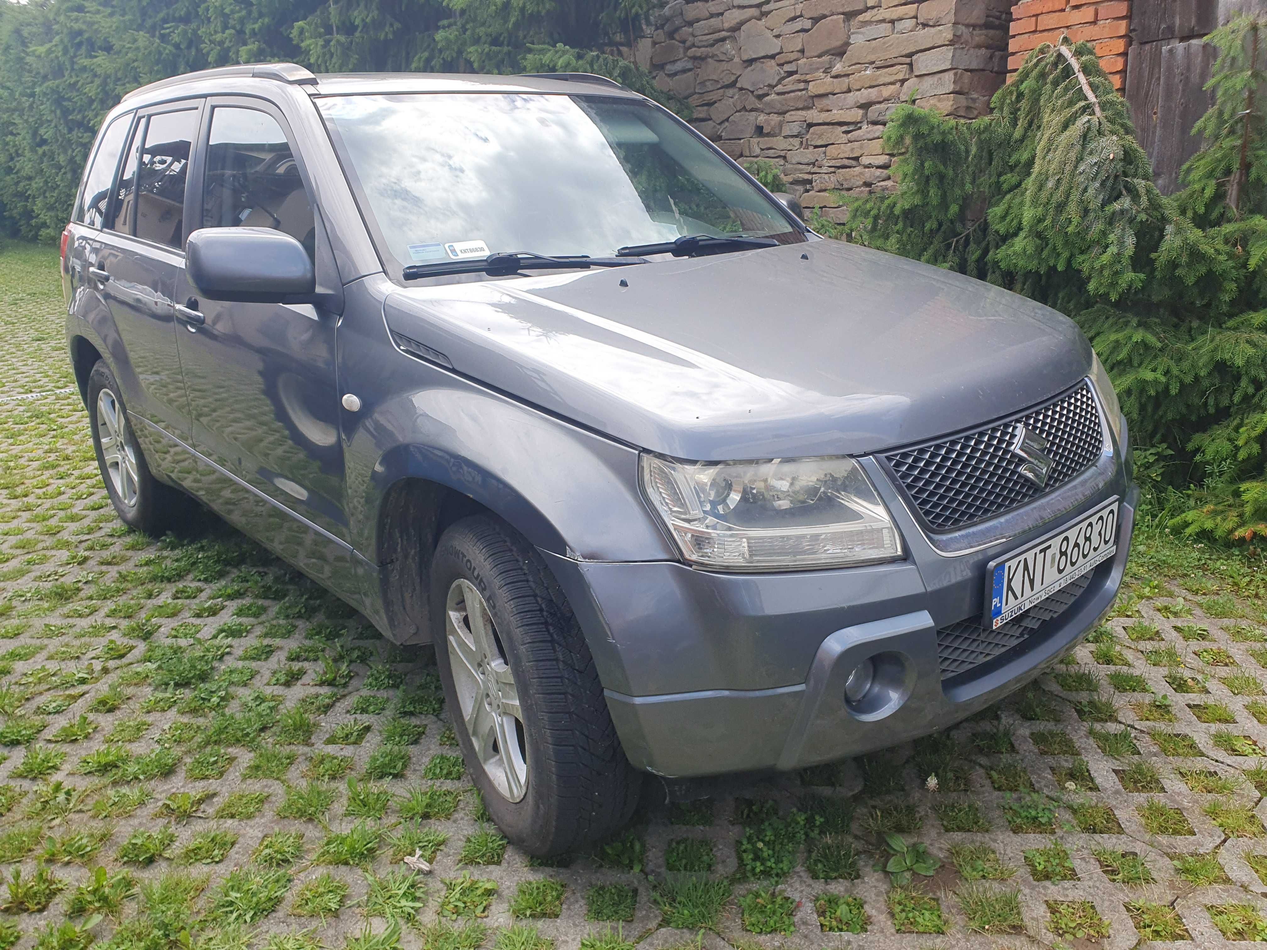Suzuki Grand Vitara 4x4 2.0 + LPG