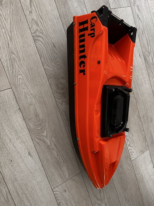 Якісний кораблик з GPS та глибиномір!