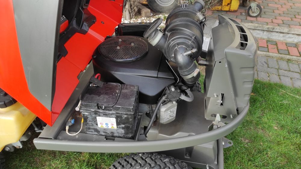 Traktorek kosiarka Husqvarna Rider 4x4