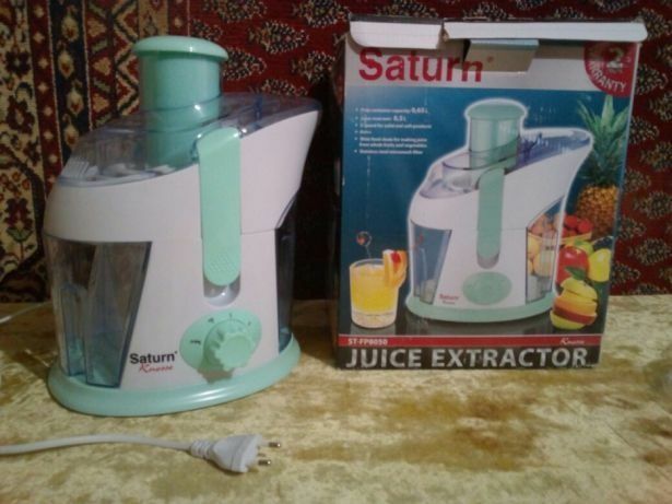 Соковижималка Saturn Knosis ST-FP8050