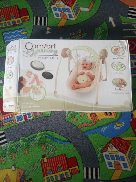 Дитяча колиска з музикою