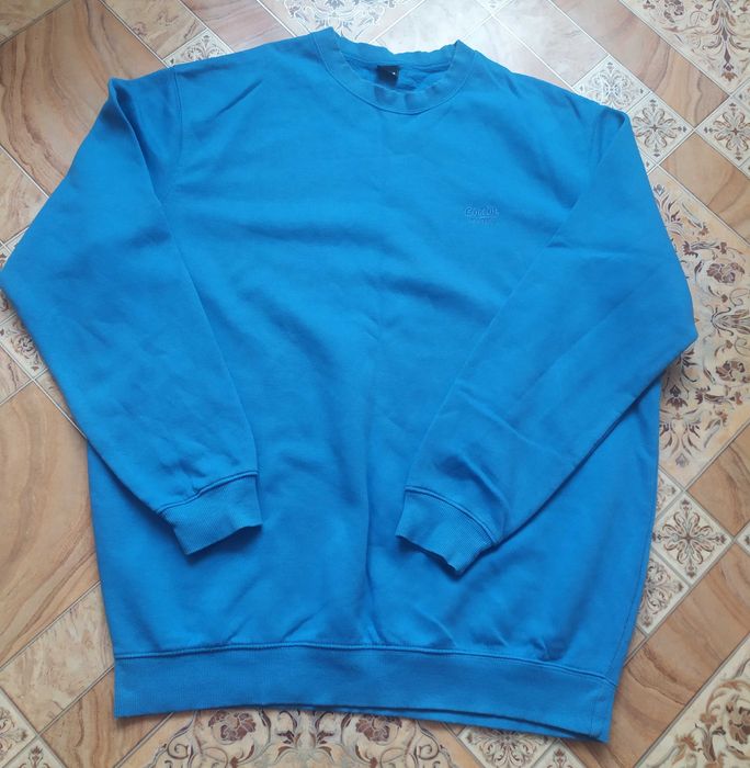 Толстовка в гарному стані