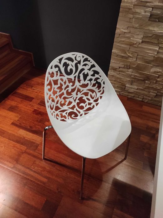 Krzesło ażurowe do kuchni-salonu