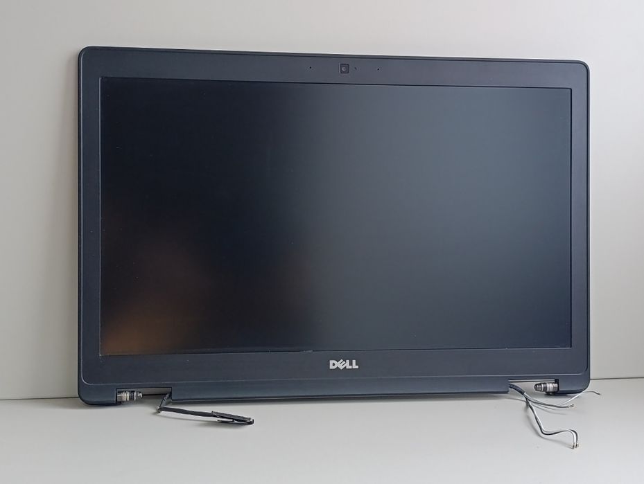Екран кришка матриця дисплей Dell 5580 latitude розборка