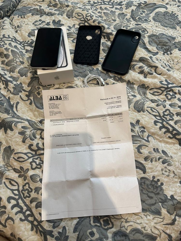 IPhone XR 128gb ideał.