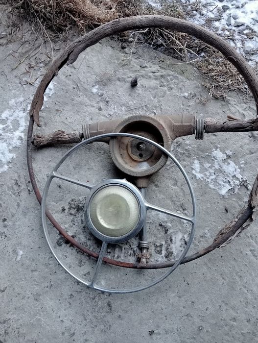 Газ 21 Волга руль запчасті.