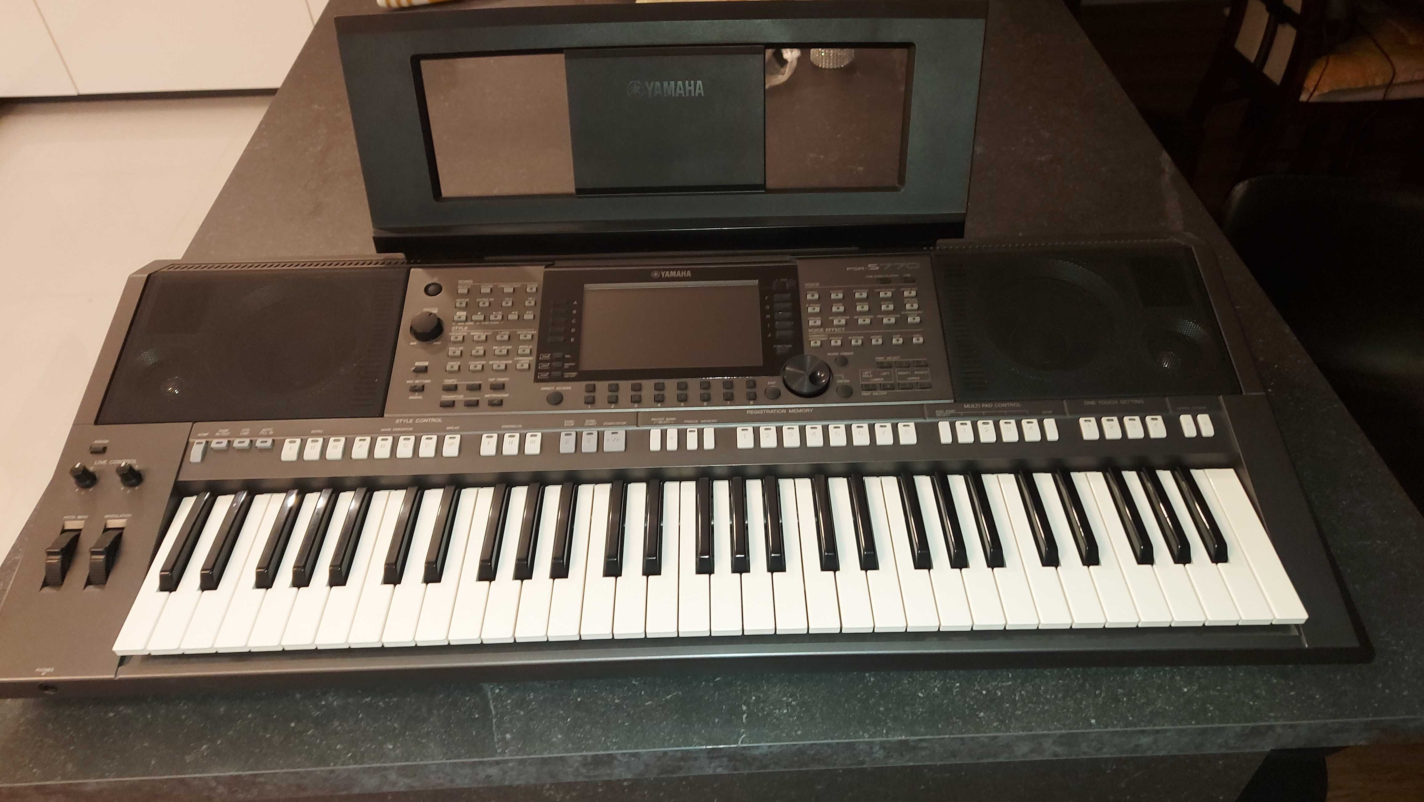 Sprzedam Keyboard Yamaha PSR-S 770