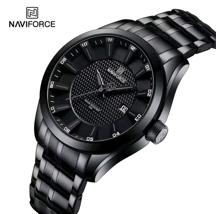 Relógio naviforce novo.
